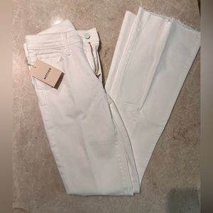 MOTHER Fairest Of Them All The Weekender Fray Jeans- Tuckernuck